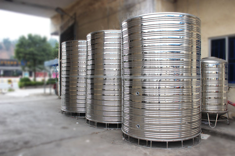 不锈钢水箱立式圆柱保温